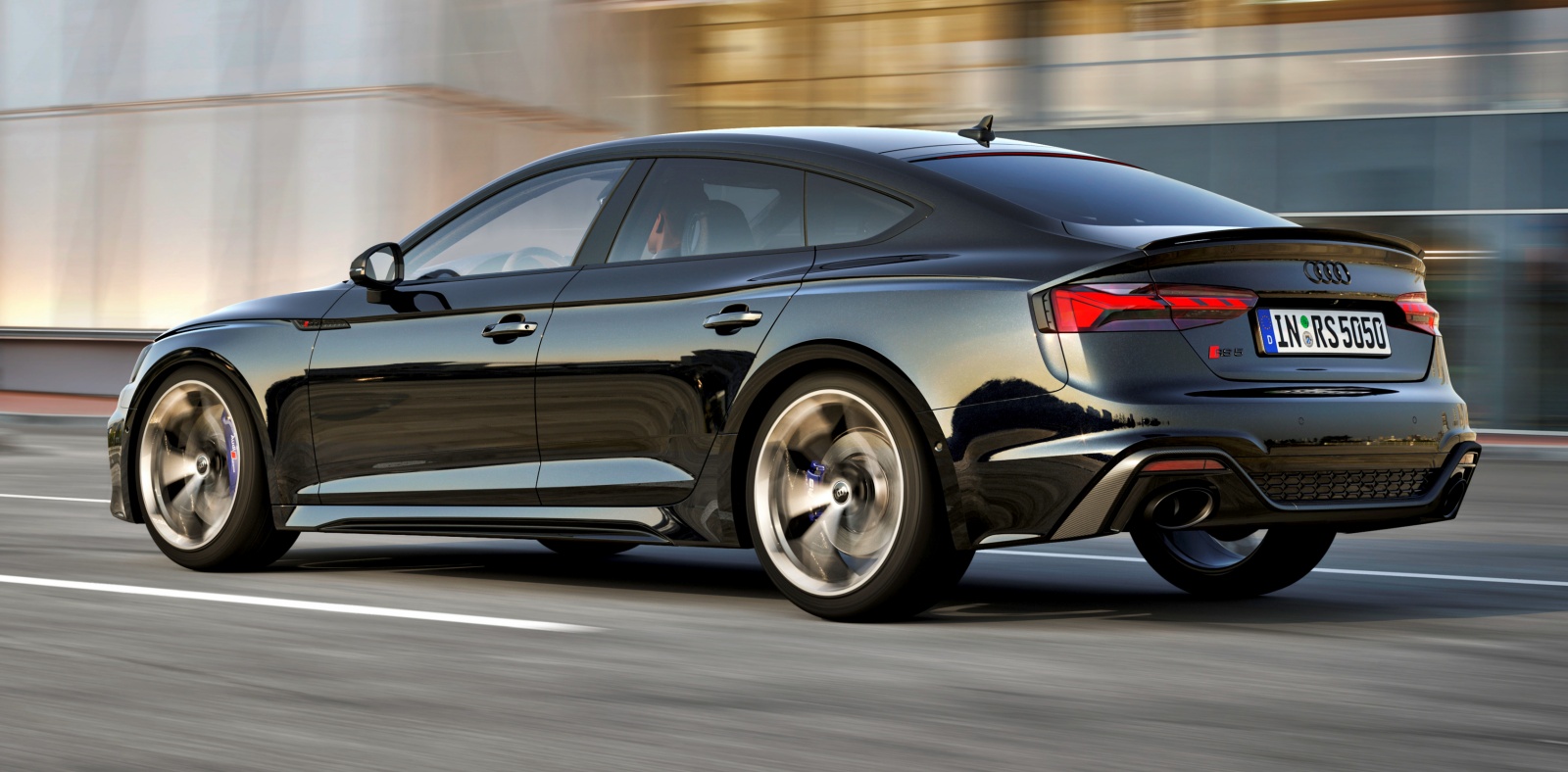 audi_rs_5_sportback_tyl