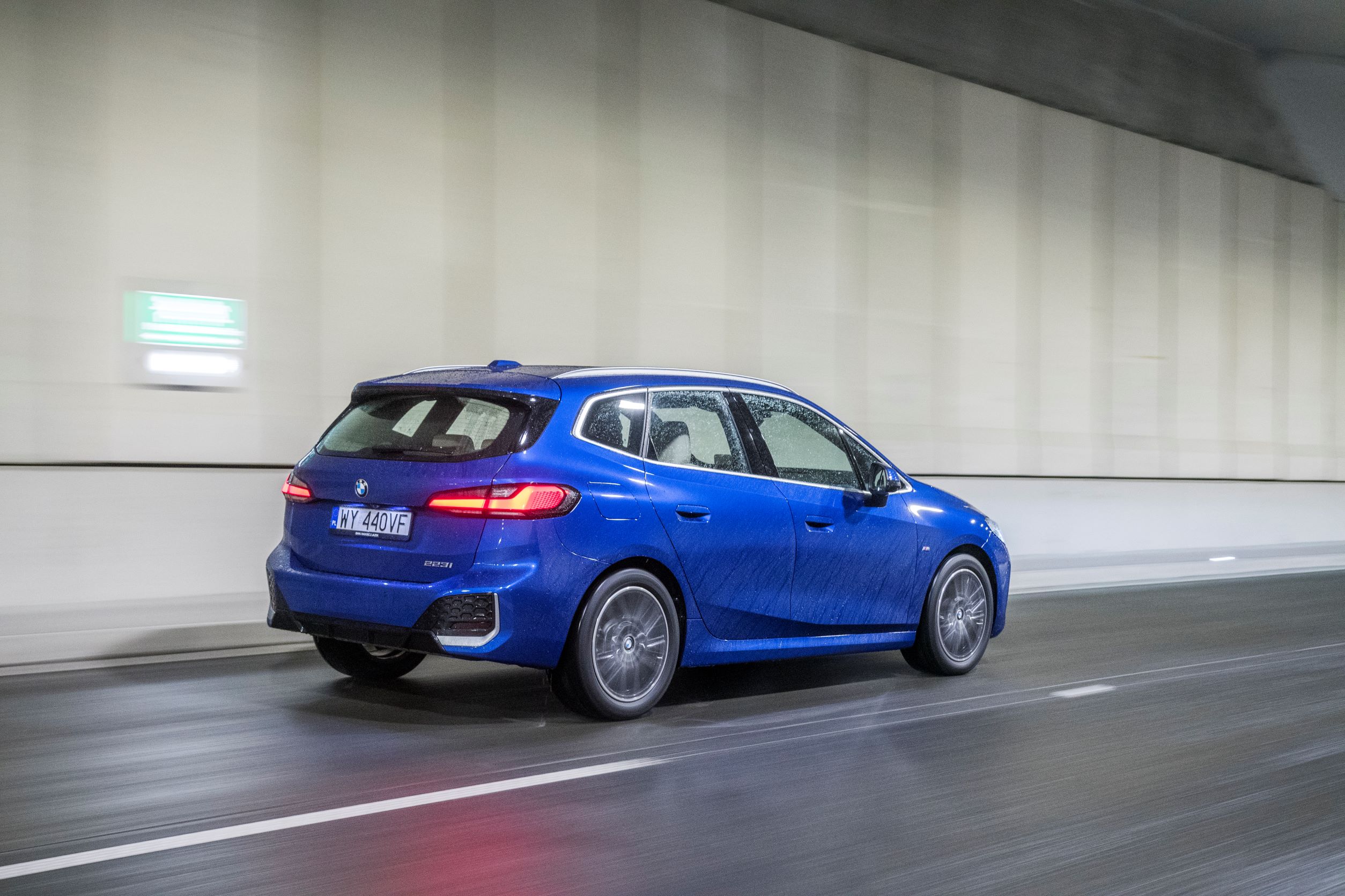 BMW 223i Active Tourer 2