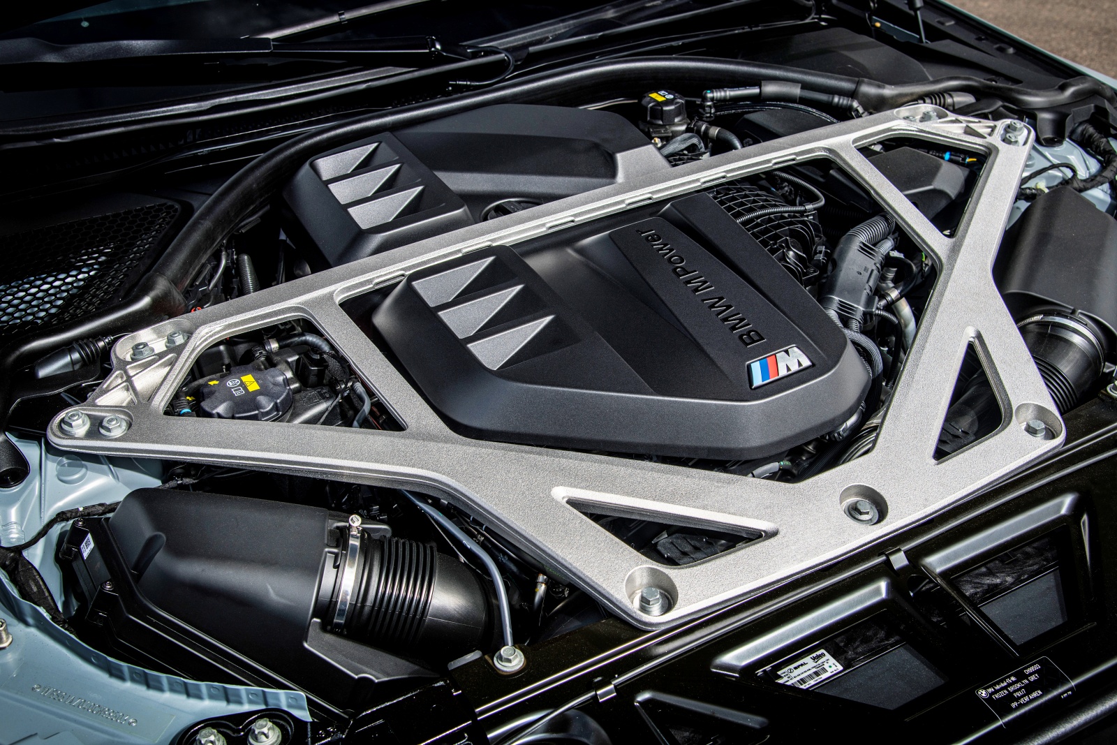 BMW_M4_CSL_silnik