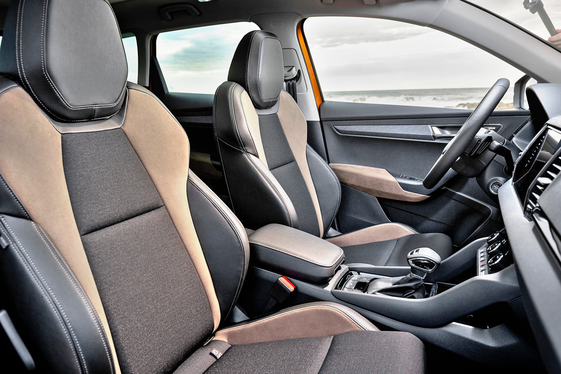 Skoda Karoq face lifting 2022 fotele