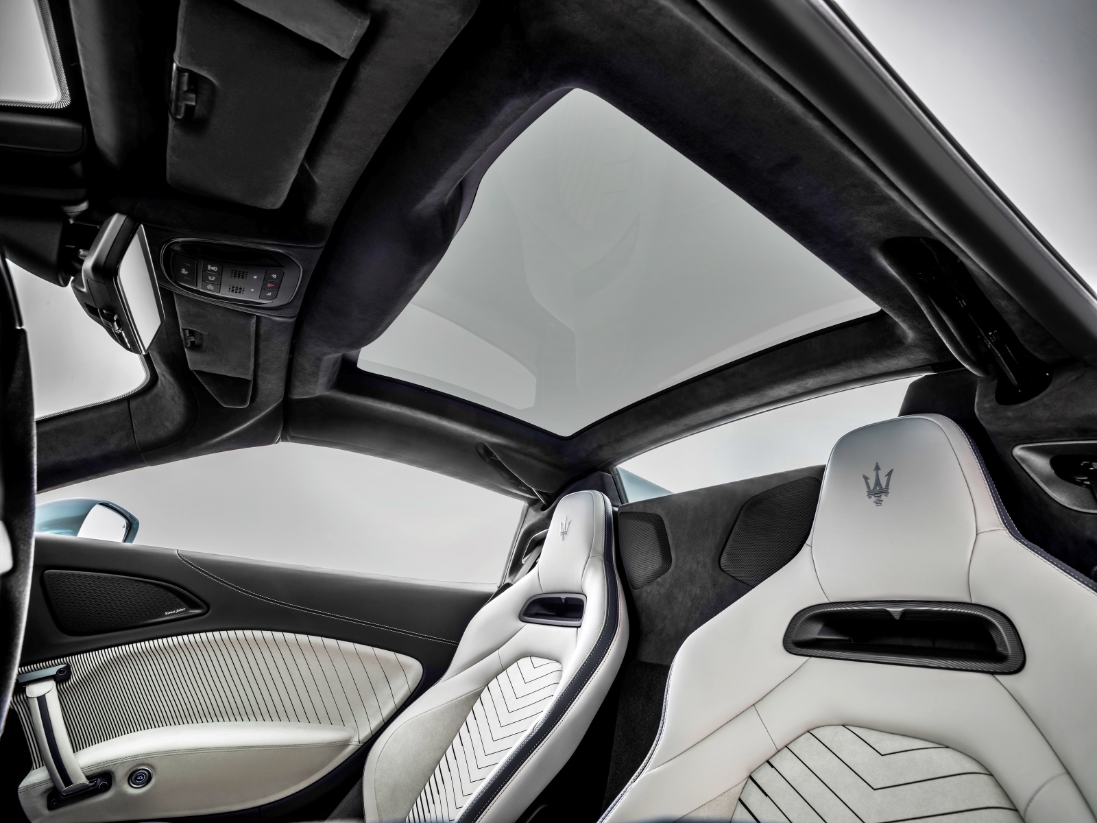 maserati_mc_20_cielo_dach