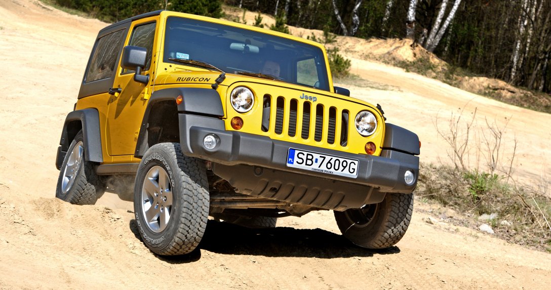 Jeep Wrangler w terenie