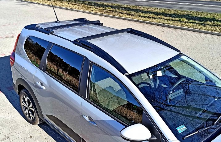 Dacia Jogger 1.0 ECO-G 100 Comfort – relingi