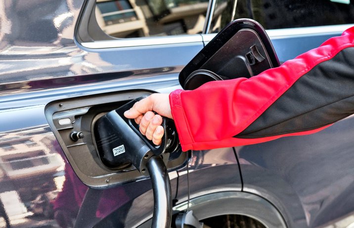 Audi Q4 e-tron 40 – ładowanie