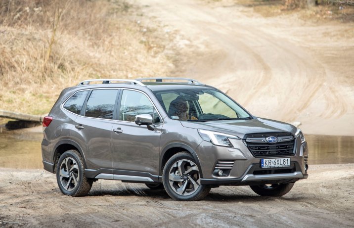 Subaru Forester - przód
