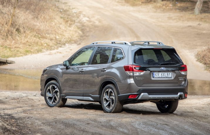 Subaru Forester - tył