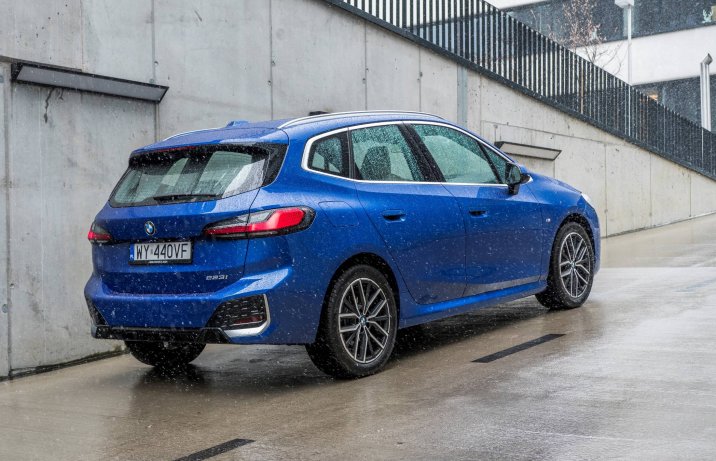 BMW 223i Active Tourer - tył