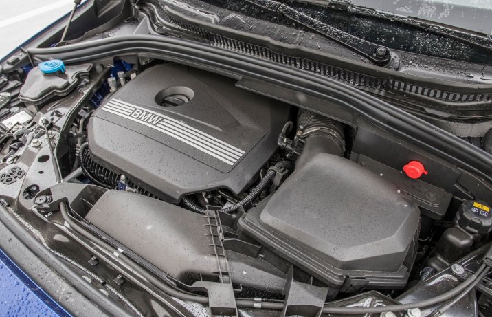 BMW 223i Active Tourer - silnik