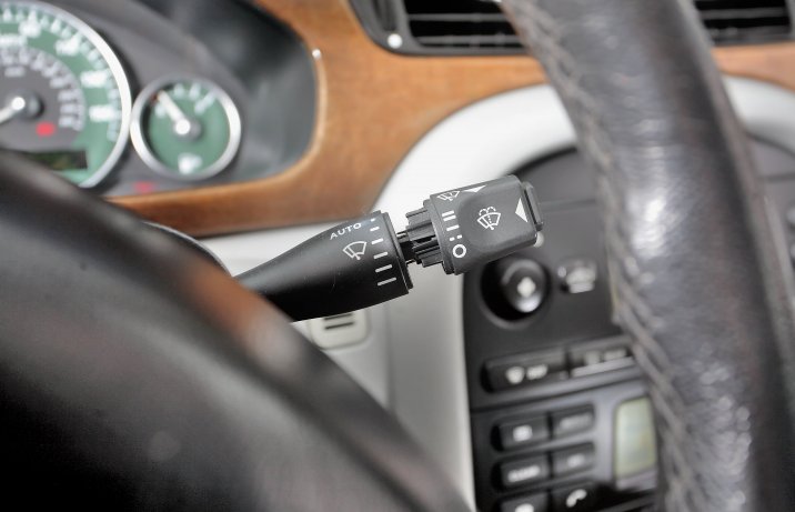 Jaguar – dźwignia sterowania wycieraczkami