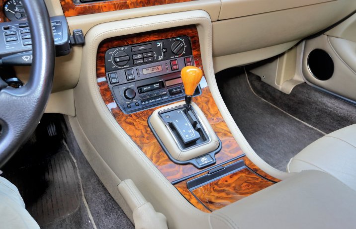 Jaguar – konsola centralna