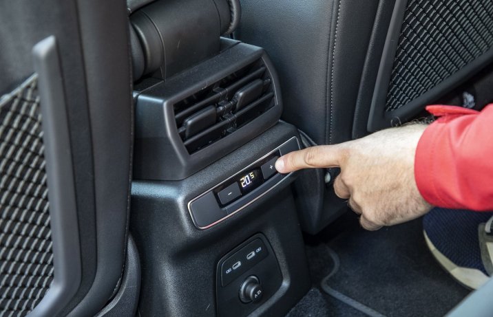 Audi Q4 Sportback e-tron 50 quattro – nawiewy tył