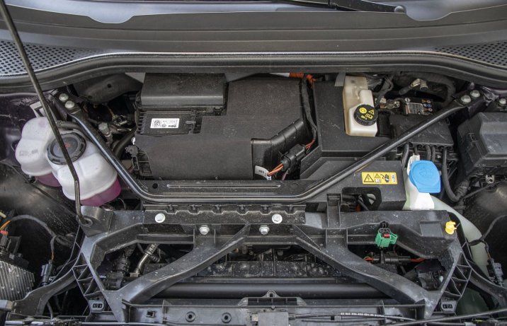 Audi Q4 Sportback e-tron 50 quattro – pod maską