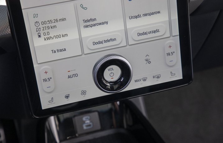 Ford Mustang Mach-E AWD 98 kWh – obsługa wentylacji