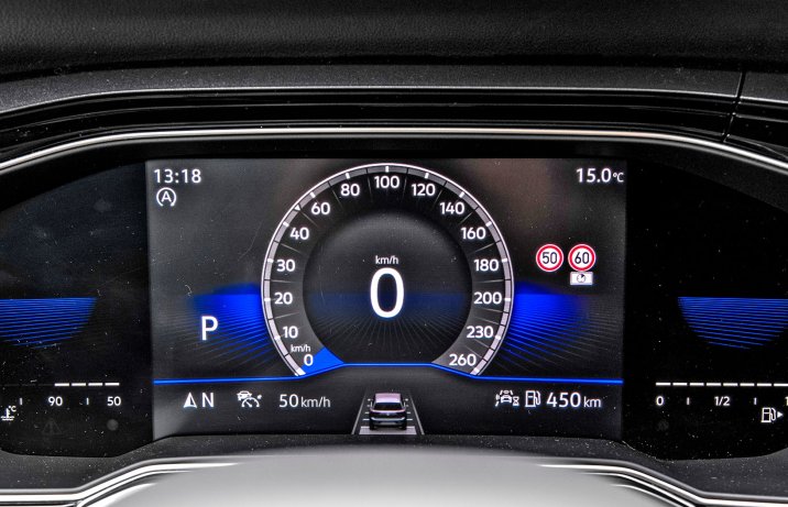 Volkswagen Taigo 1.0 TSI DSG Style – zegary cyfrowe