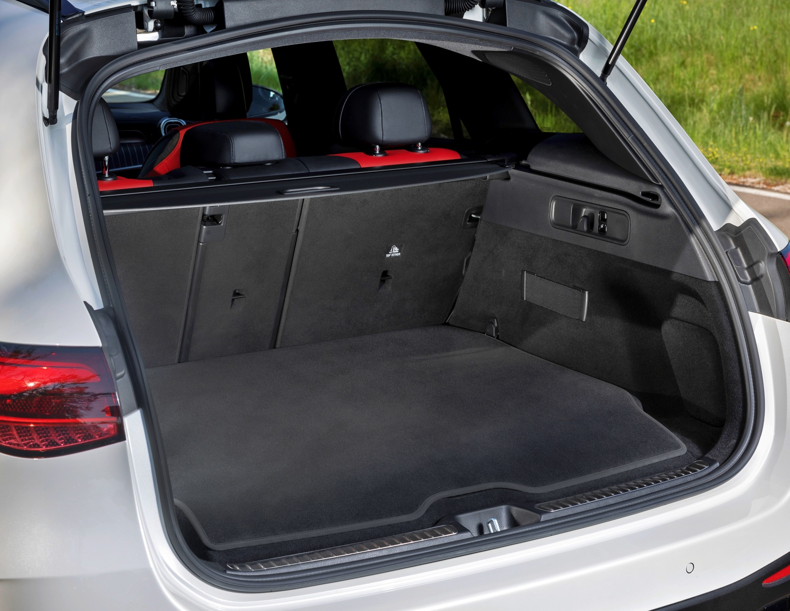 mercedes_glc_bagaznik