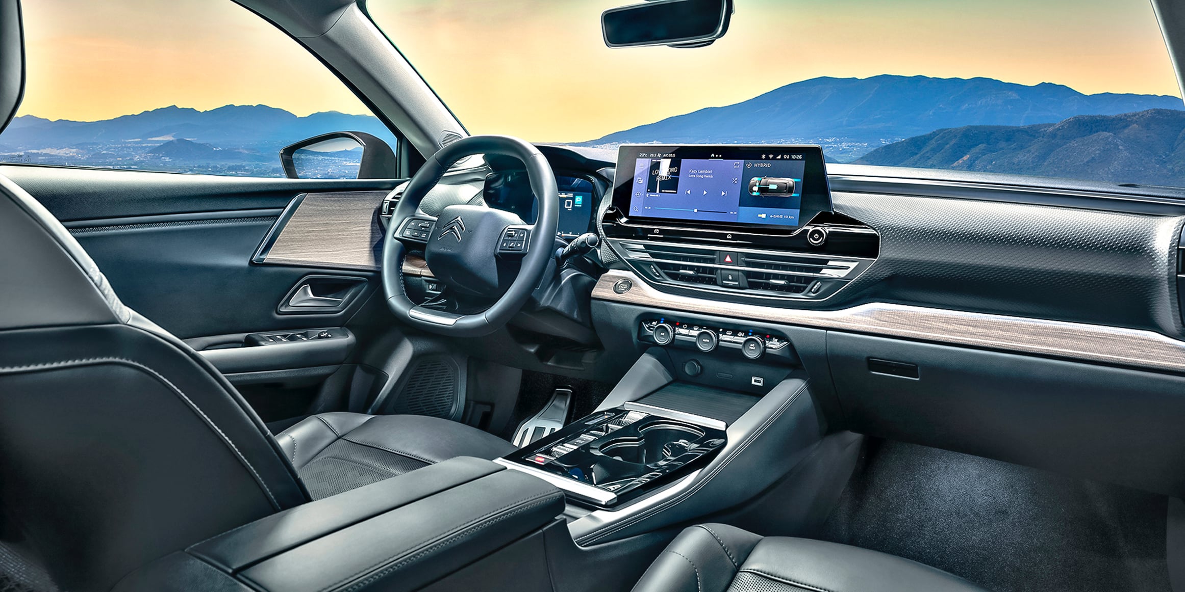 Citroën C5 X Plug-in Hybrid deska rozdzielcza