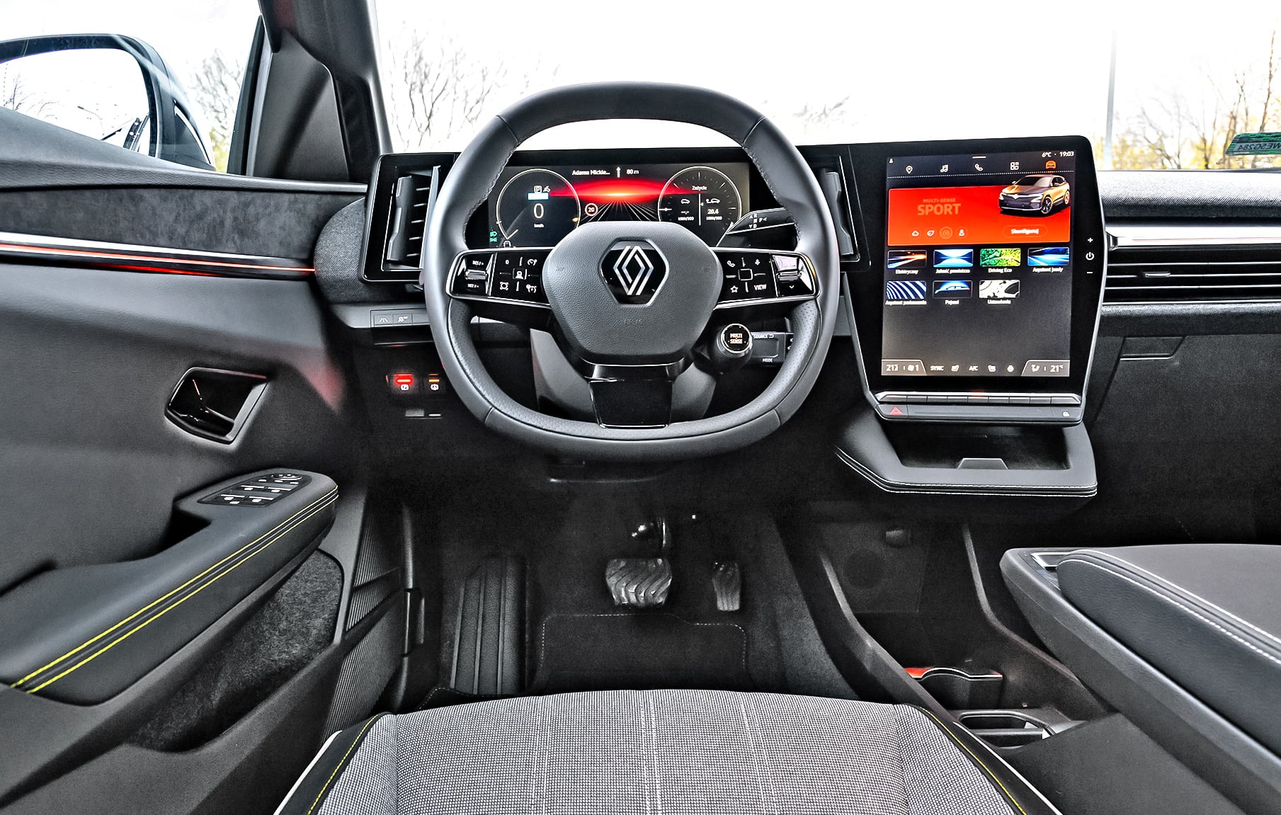 Renault Megane E-Tech deska rozdzielcza