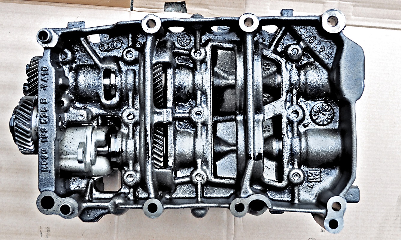 naped pompy oleju 2.0 tdi