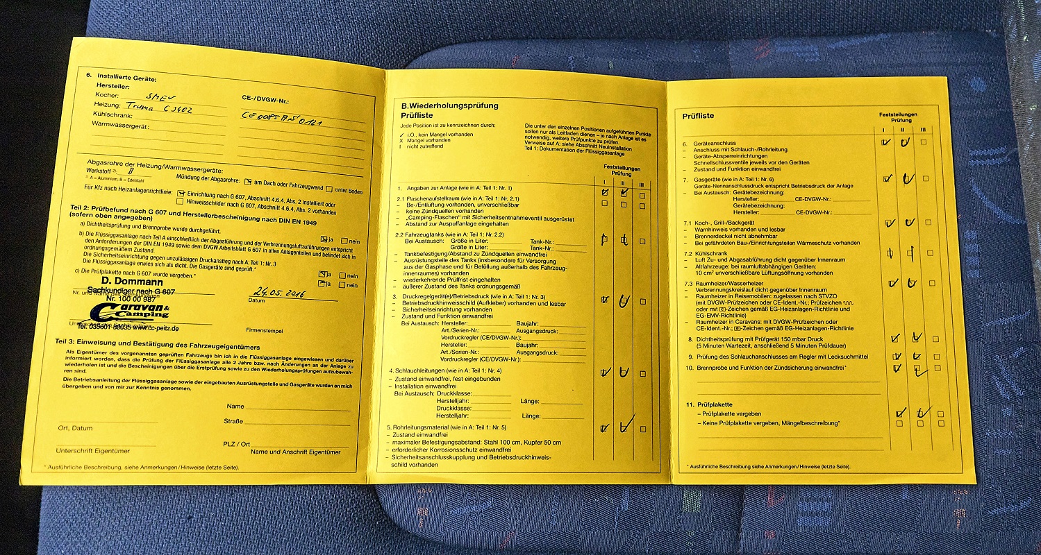 zolta ksiazeczka kampera