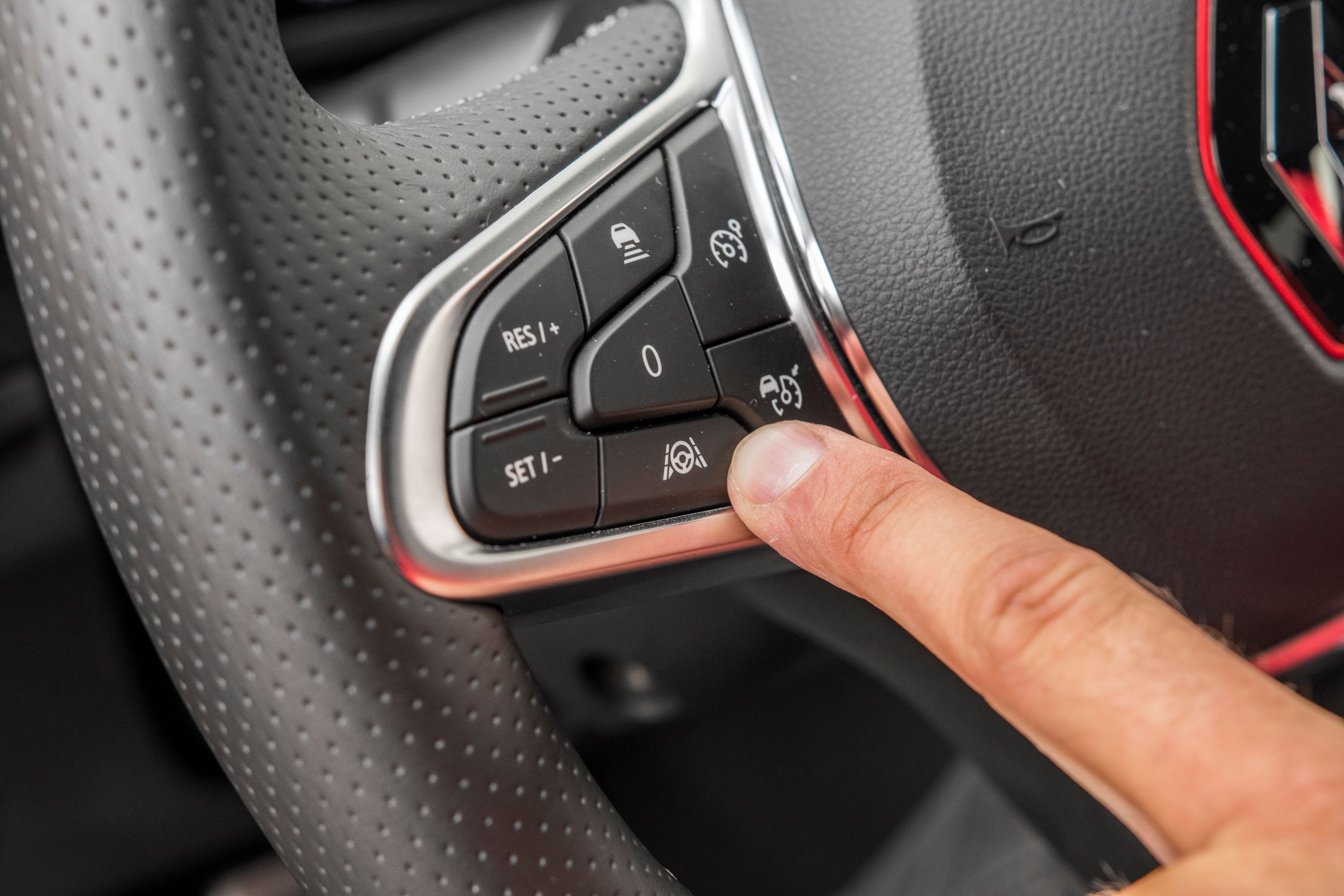 Renault Arkana - systemy