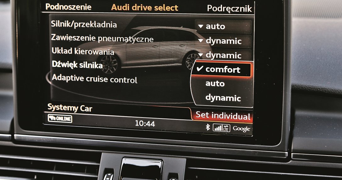 ekran z wyborem odglosu pracy silnika