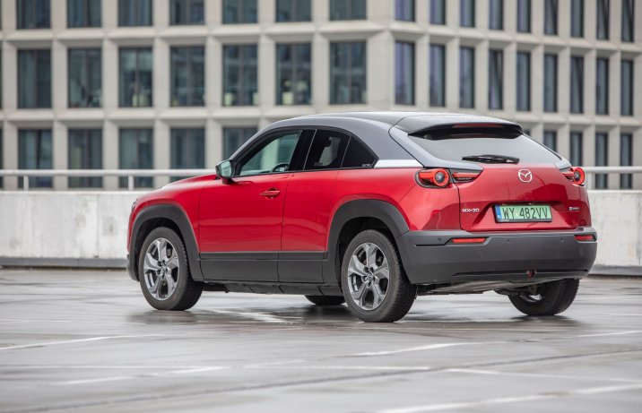 Mazda MX-30 - tył