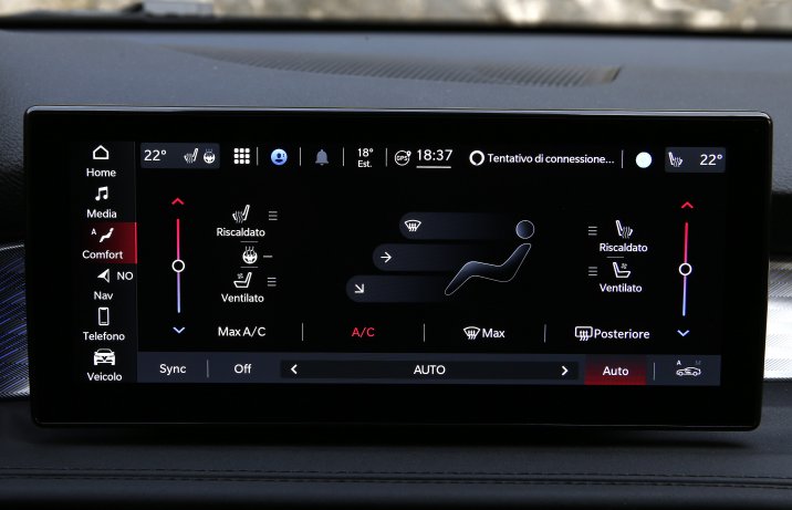 Alfa Romeo Tonale – ekran z multimediami