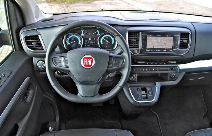 Fiat E-Ulysse – deska rozdzielcza