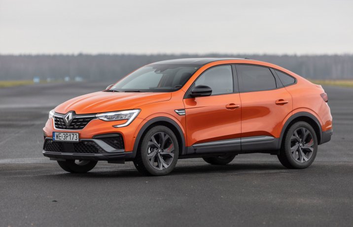 Renault Arkana - przód