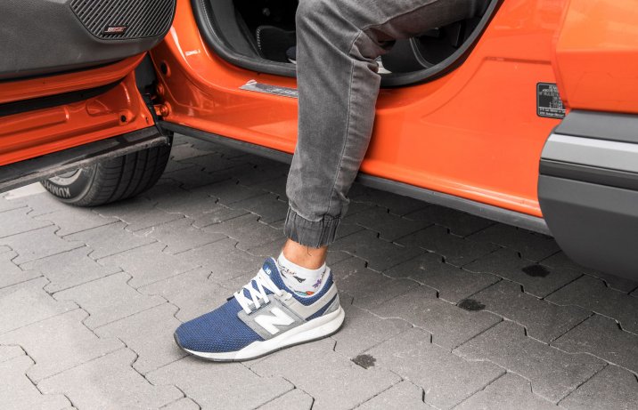 Renault Arkana - próg