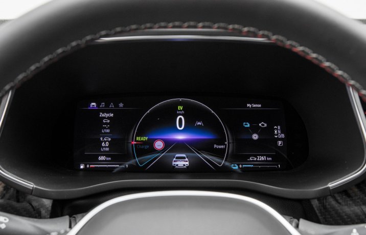 Renault Arkana - zegary