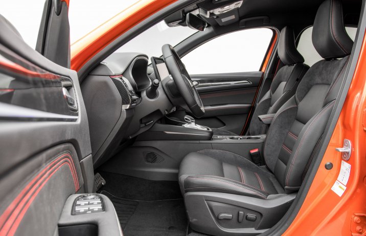 Renault Arkana - fotele