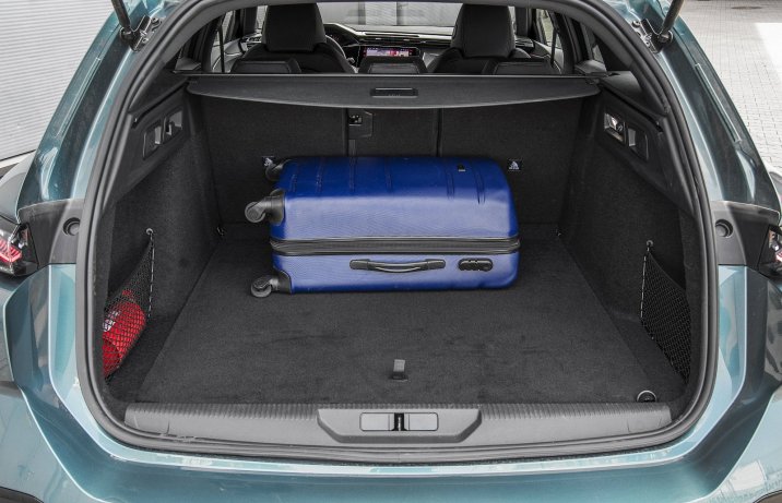 Peugeot 308 SW PureTech 130 KM S&S EAT8 (2022) – bagażnik