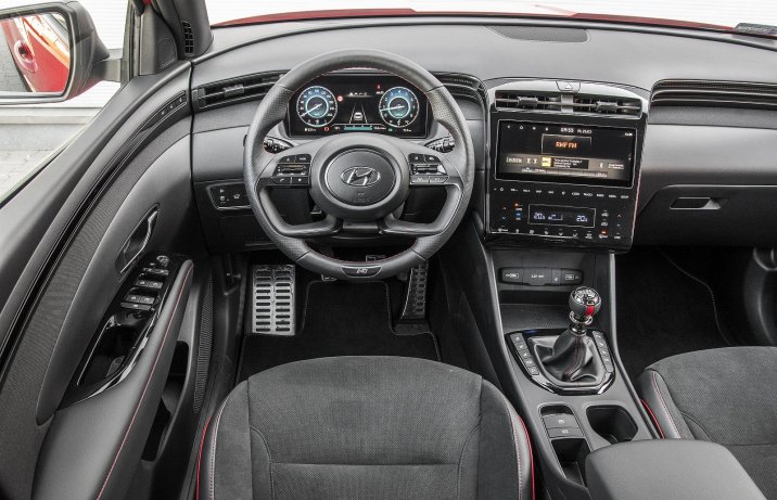 Hyundai Tucson 1.6 T-GDI 6MT 2WD - deska rozdzielcza