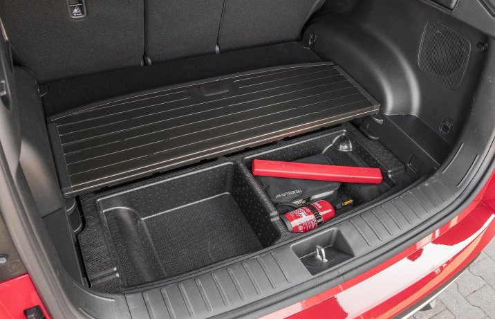 Hyundai Tucson 1.6 T-GDI 6MT 2WD - schowek