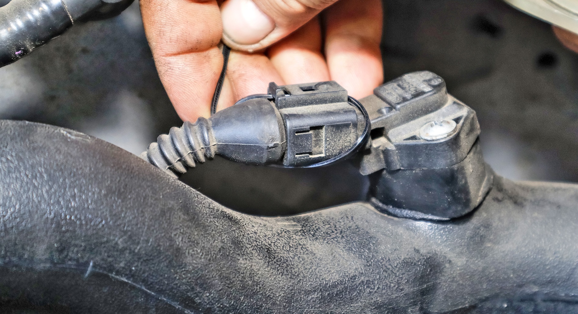 zabezpiecznie wtyczek