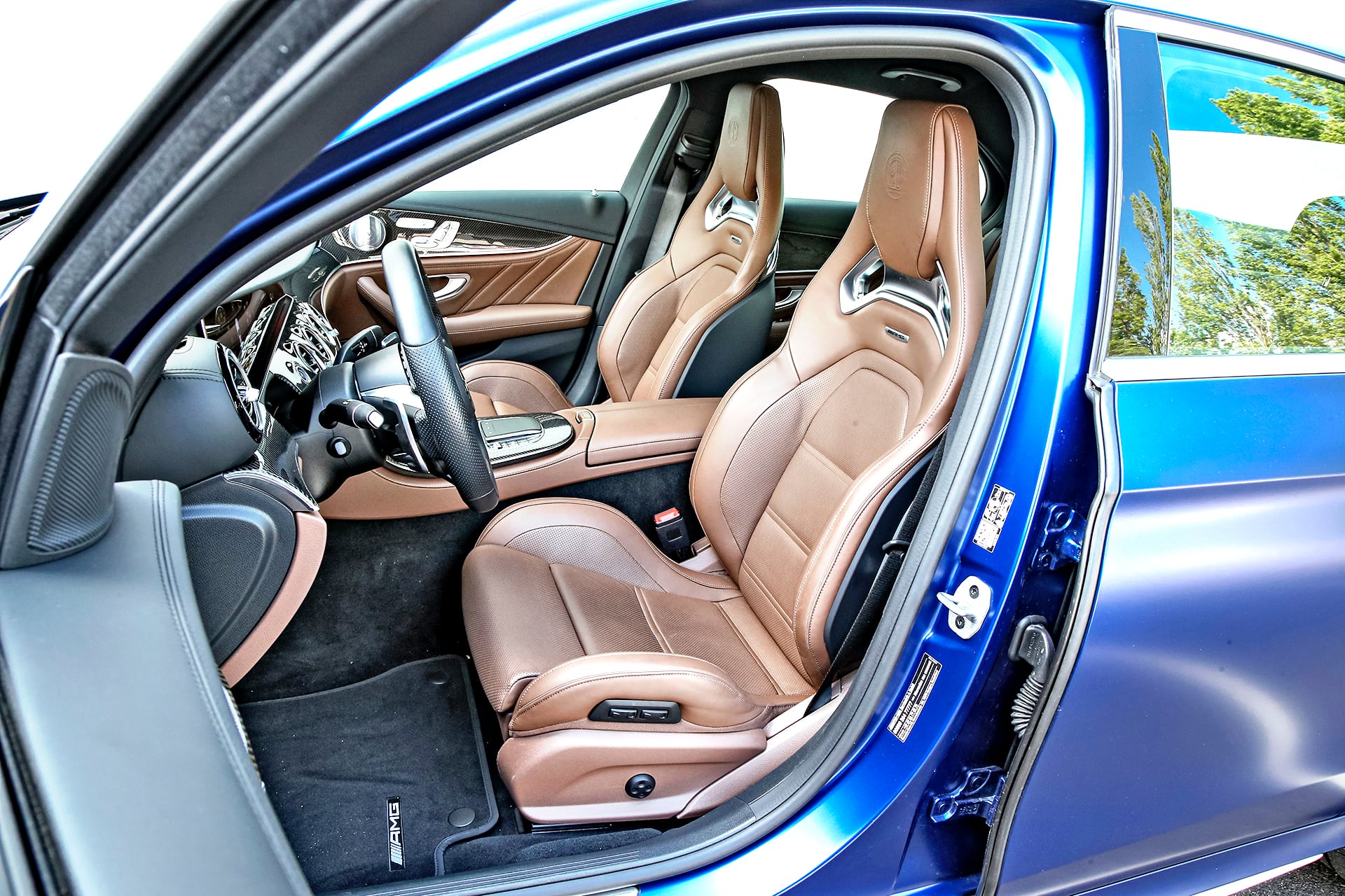 Mercedes-AMG E 63 S 4Matic+ fotele