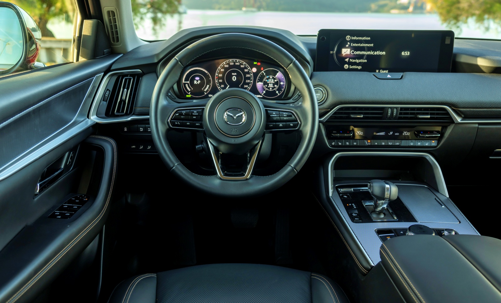 mazda_cx60_deska_rozdzielcza