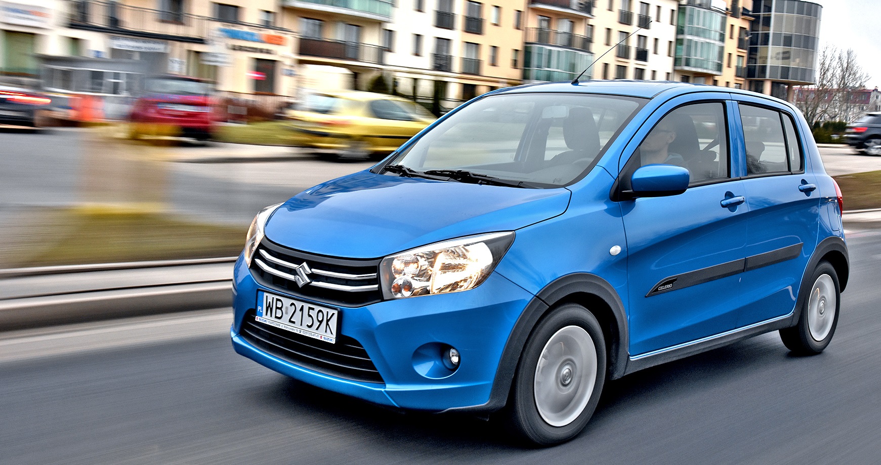 auto jadace w miescie