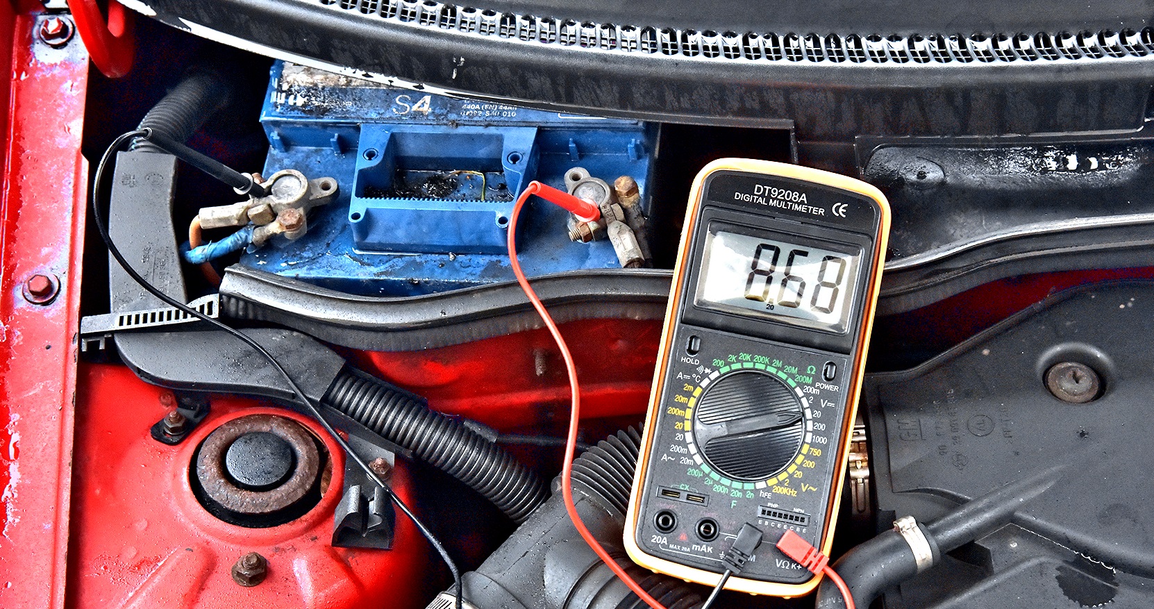 rozladowany akumulator