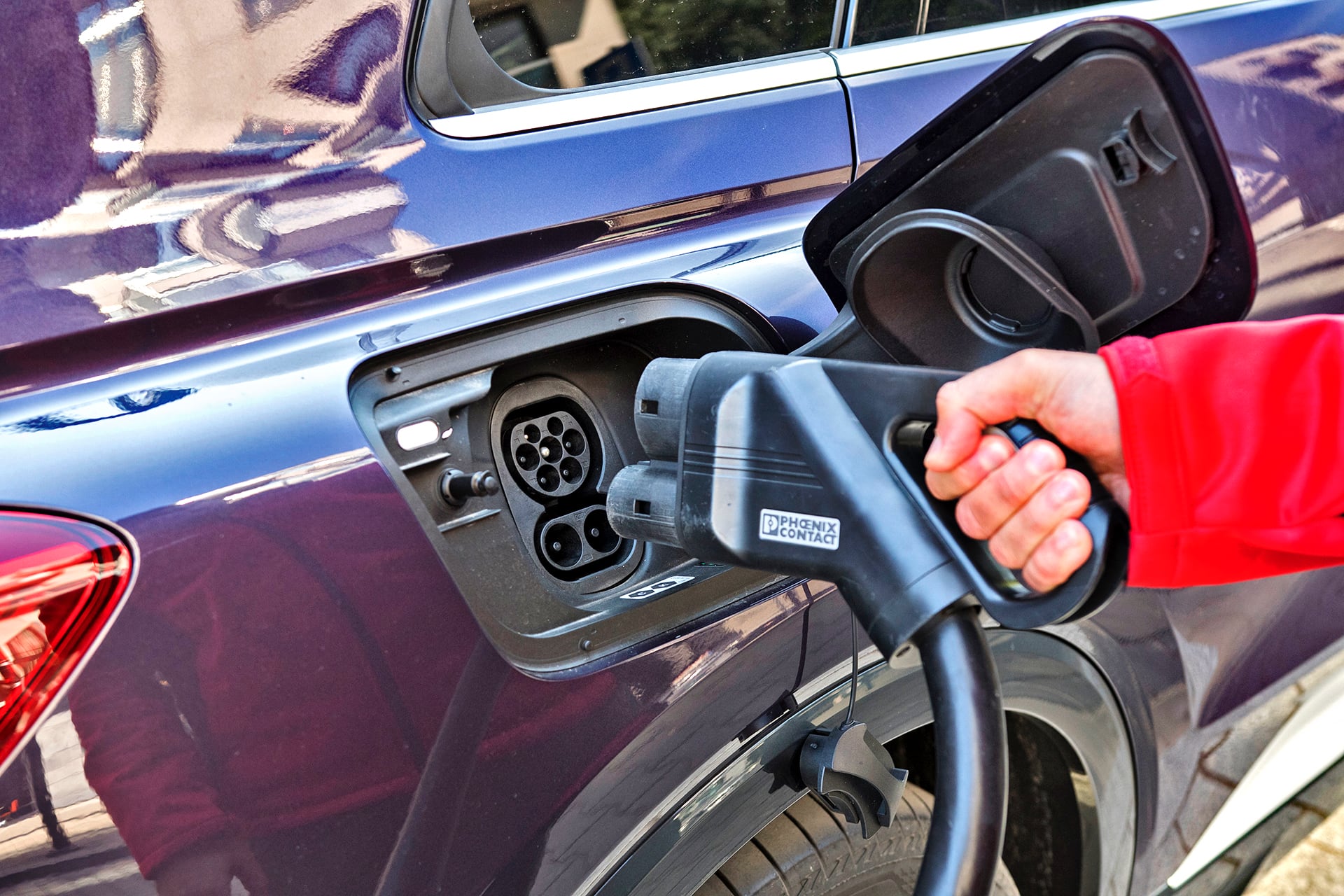 Audi Q4 e-tron 40 S line – gniazdo do ładowania prądu