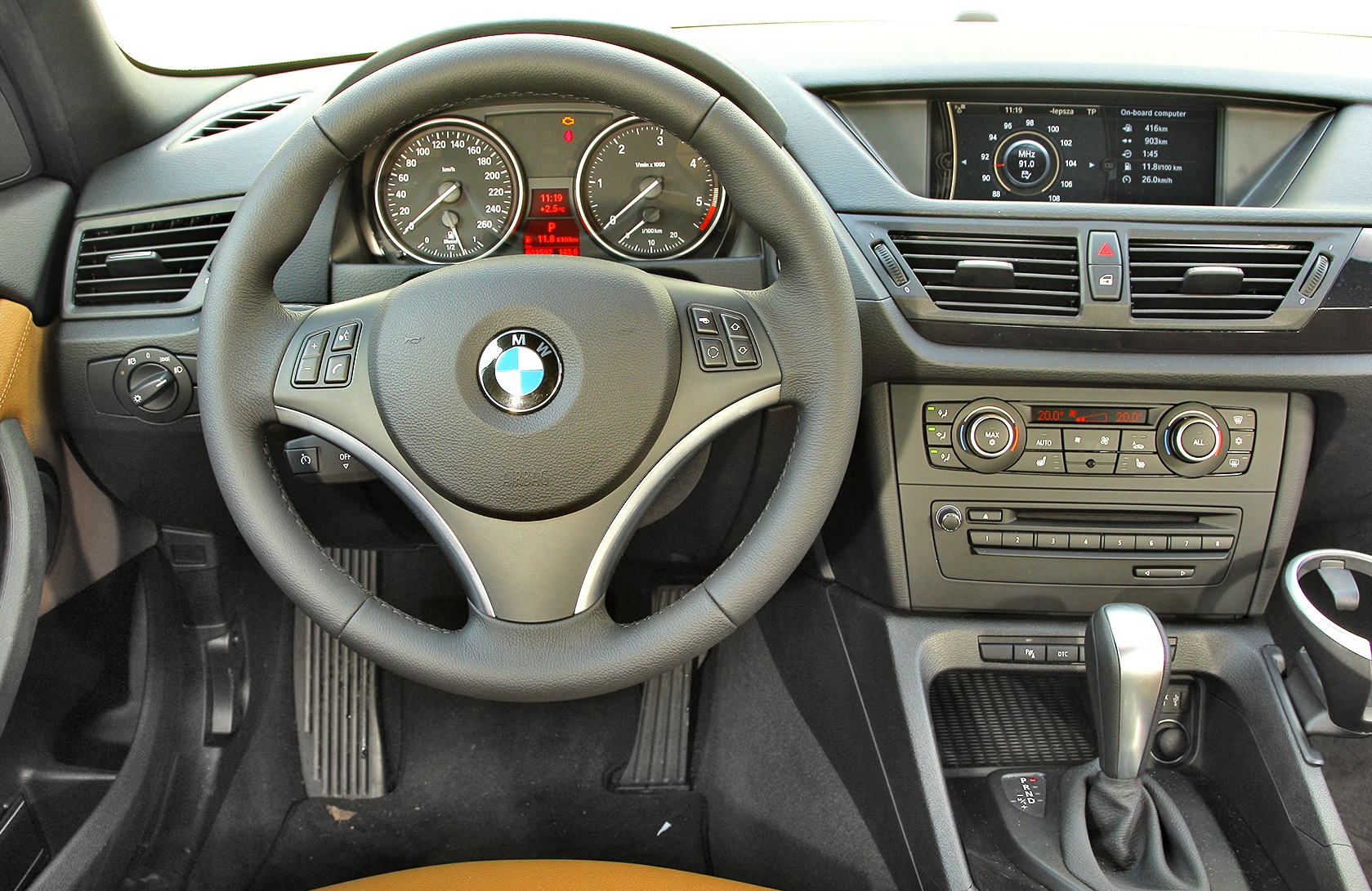 bmw x1 deska