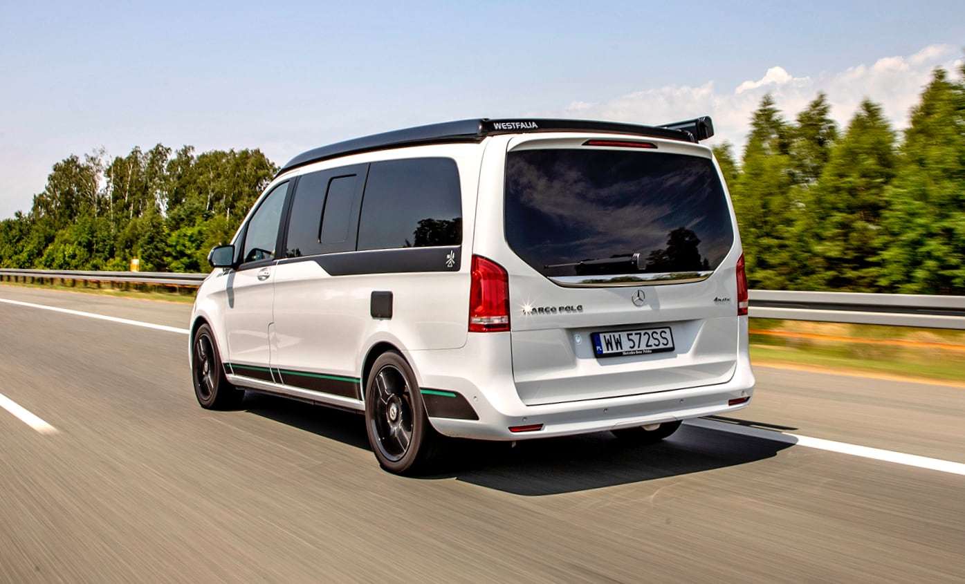 Mercedes Marco Polo 300 d 4Matic –  tył i bok w ruchu