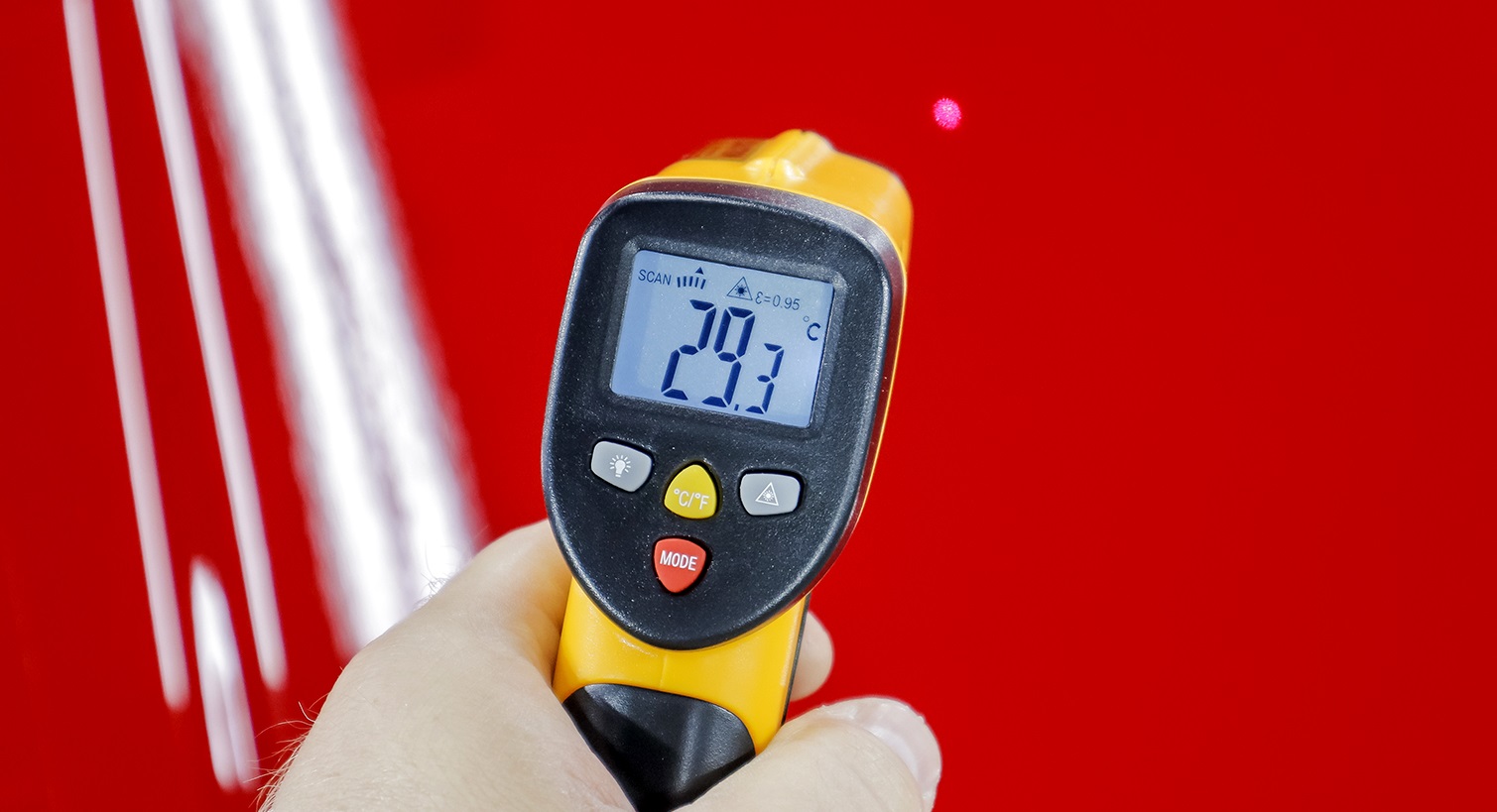 pomiar temperatury maski