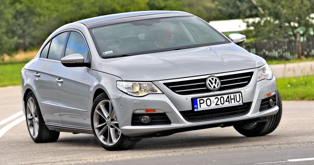 Volkswagen Passat CC – przód w zakręcie