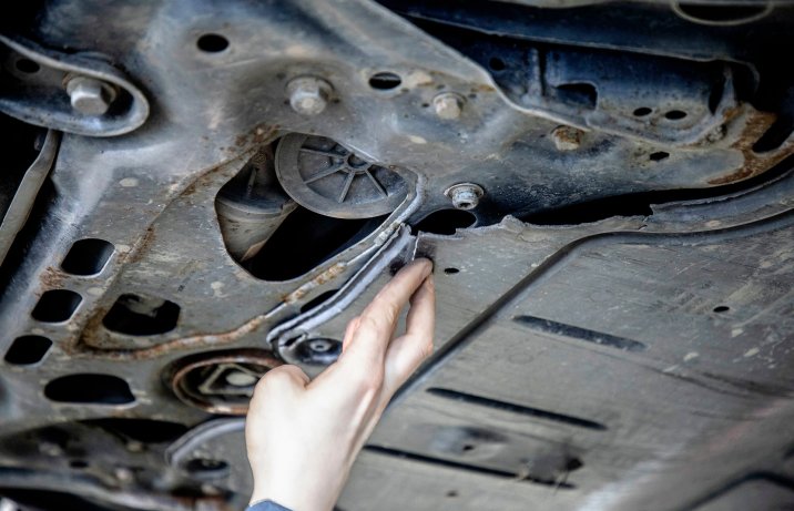 Skoda Octavia III Combi 2.0 TDI – osłona zespołu napędowego