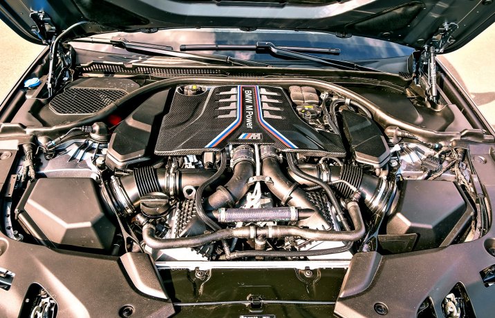 BMW M5 Competition – silnik