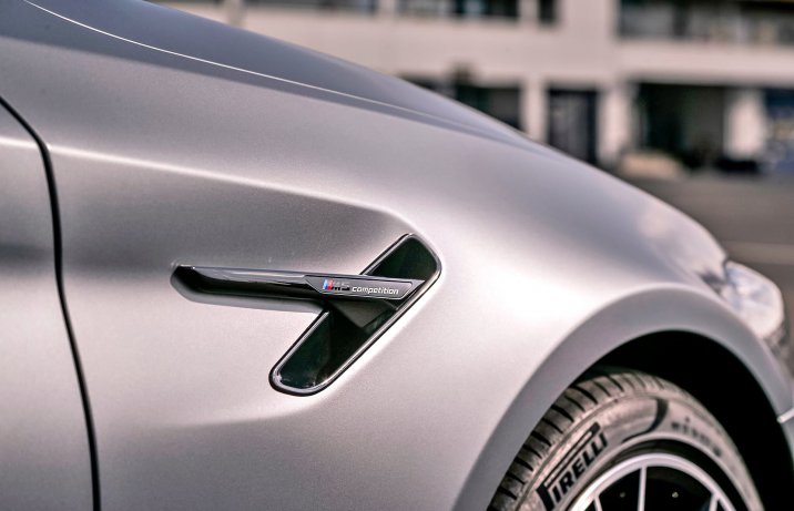 BMW M5 Competition – skrzela
