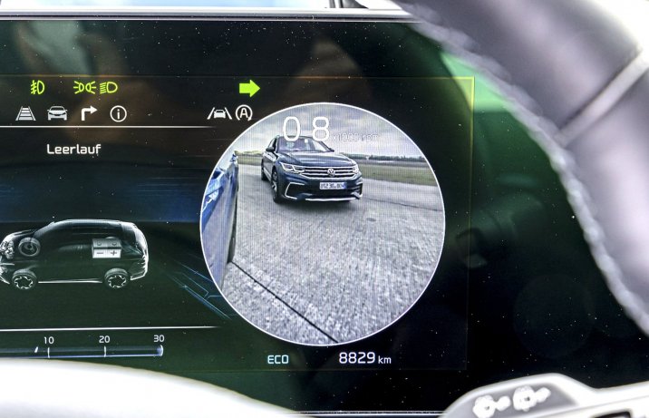 Kia Sportage 1.6 CRDi MHEV DCT AWD – asystent martwego pola