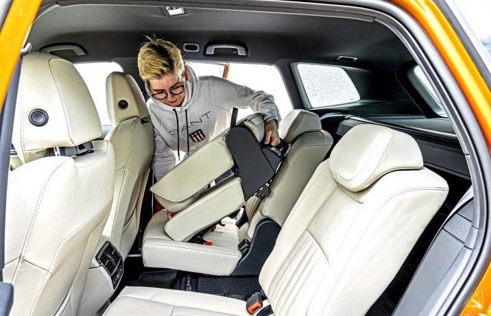 Skoda Karoq 2.0 TDI DSG 4x4 – kanapa